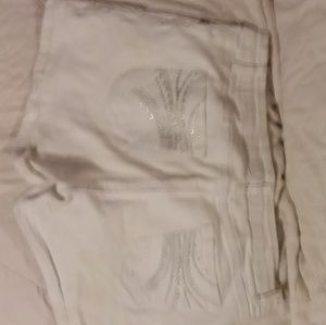 yom yom Shorts - Shorts yom yom Shorts - Shorts